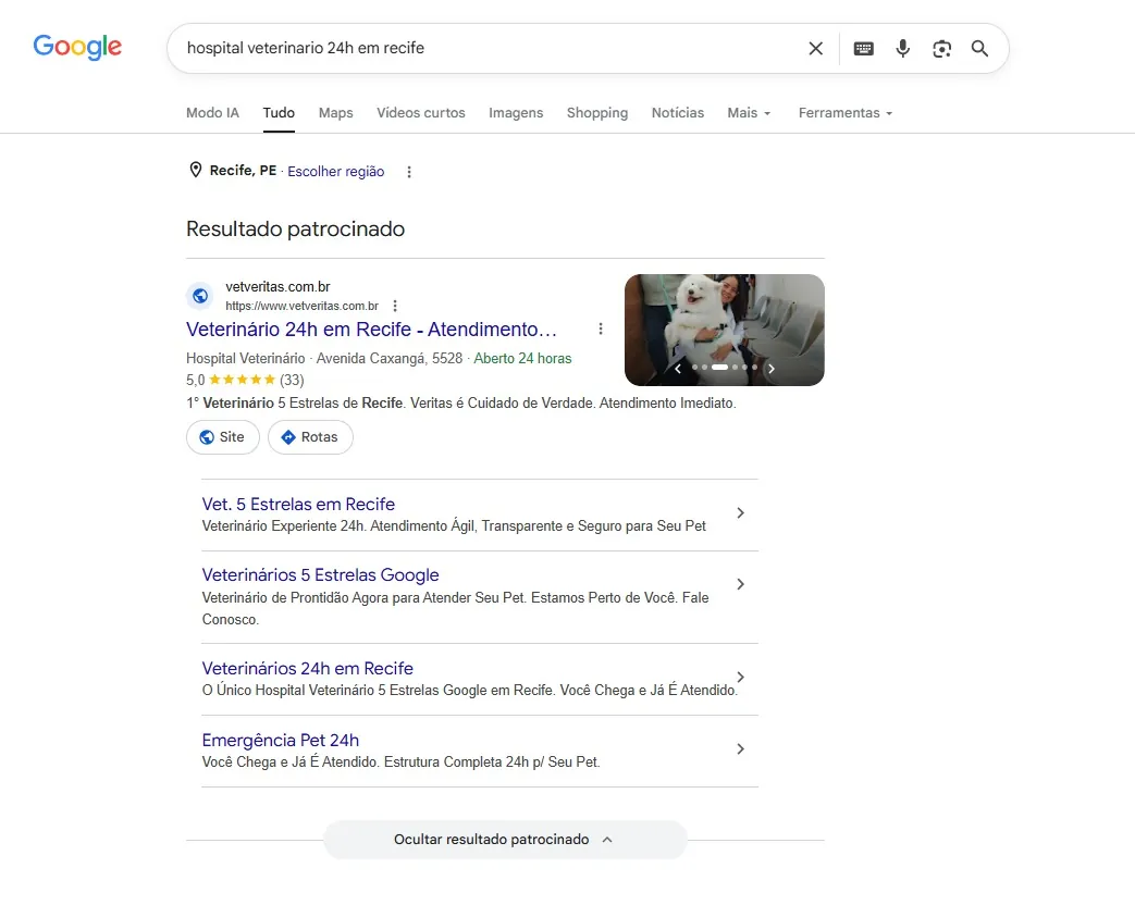 Pesquisa no Google com o anúncio do Centro Veterinário Veritas no topo
